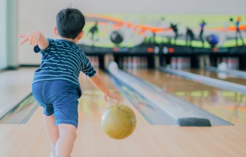 ¡Tarde de bolos! Dale una nueva vida a tus gel-champú 2en1 de Ricitos de Oro